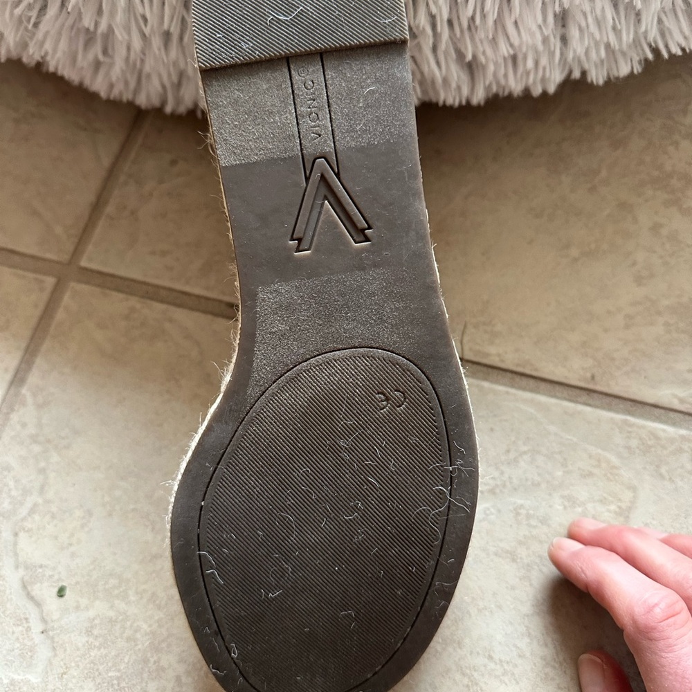Vionic Brown and Natural Woven Leather Slingback Sandals - Picture 8 of 12